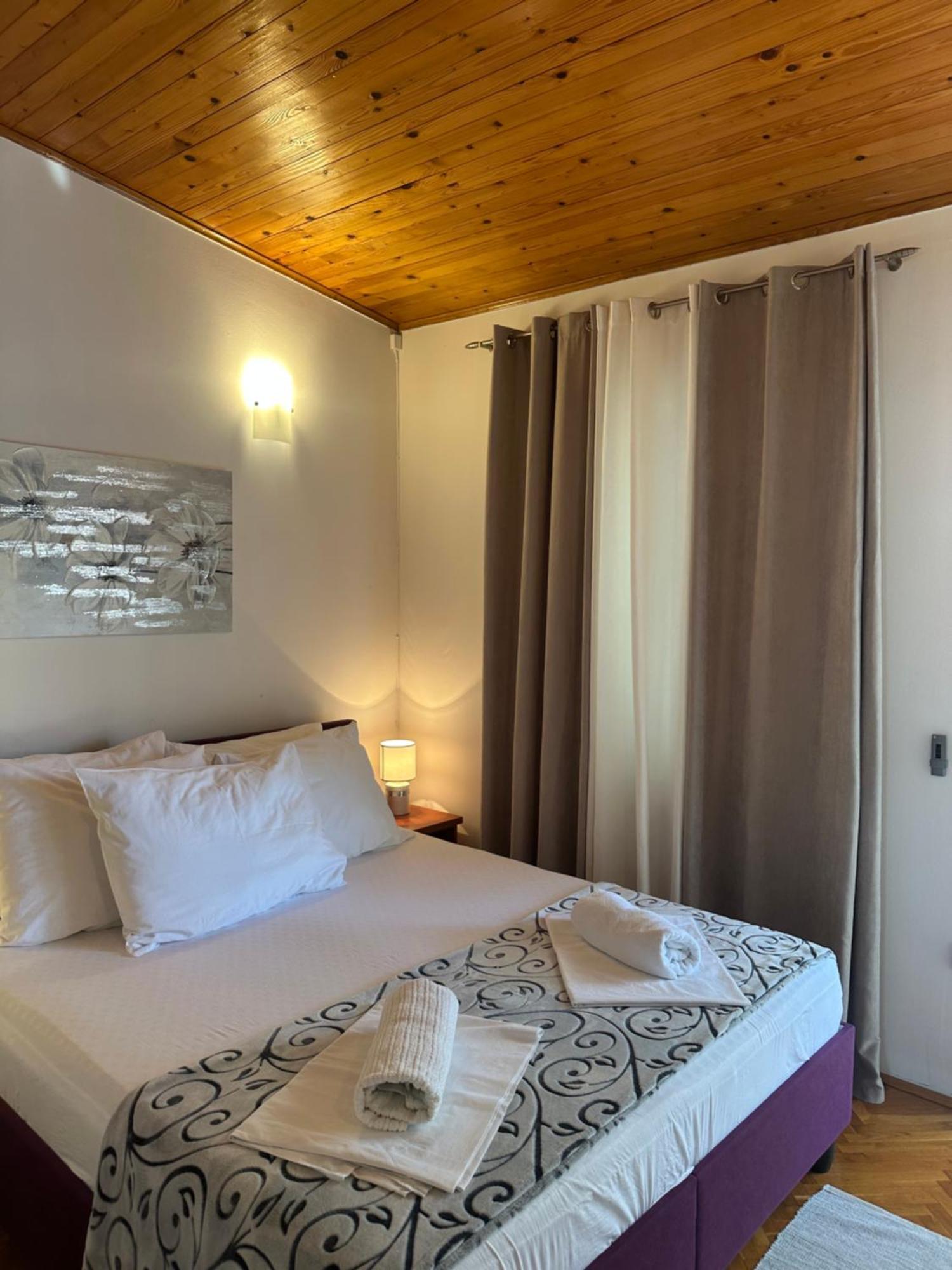 Apartment Sara Новалья Экстерьер фото